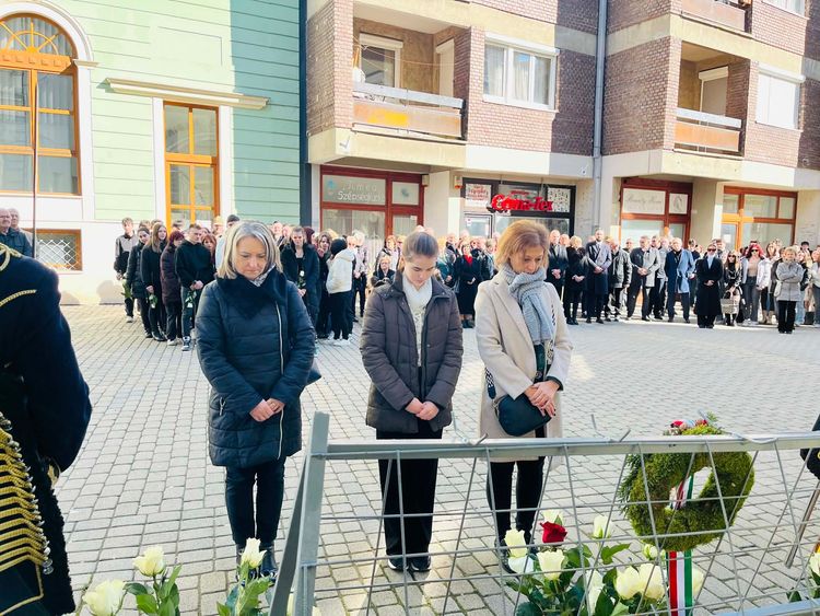 Megemlékezés a Kommunizmus áldozatairól